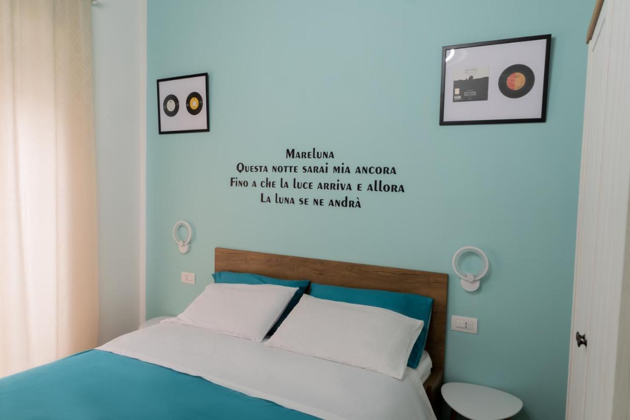 Yes I Know My Room - Storico Наполи Екстериор снимка